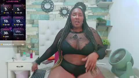 miss_evans_ online show from 22, 4, 2026