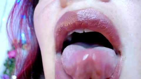 Miss Evoleth online show from 17, 2, 2025