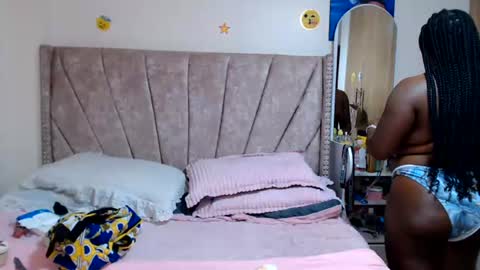 miss_godess online show from 10, 7, 2026