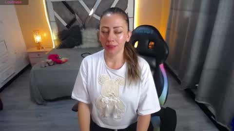 hanna online show from 15, 2, 2025