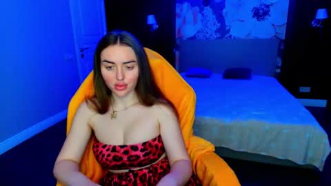 Snapshot of miss_kiten chatting on 19, 6, 2026 miss_kiten online show from 19, 6, 2026