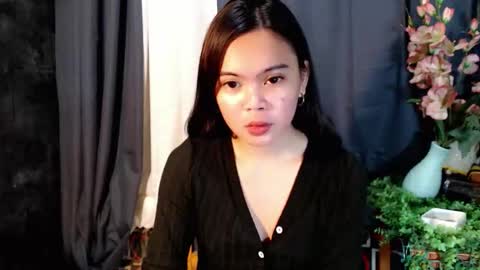 Snapshot of miss_kyrstyn chatting on 15, 11, 2025 miss_kyrstyn online show from 15, 11, 2025
