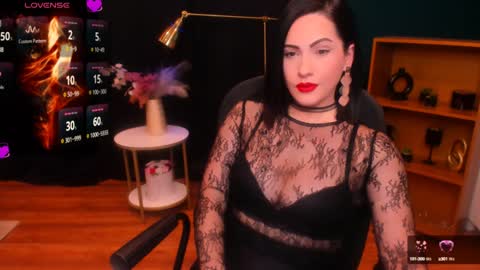 Miss LeiaHolt online show from 11, 12, 2024