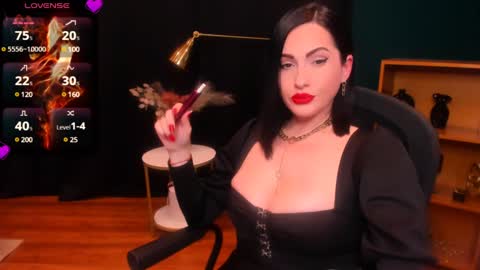 Miss LeiaHolt online show from 8, 1, 2025