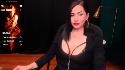 Miss LeiaHolt online show from 22, 2, 2025