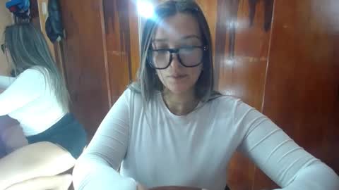 lilieth  online show from 21, 2, 2025