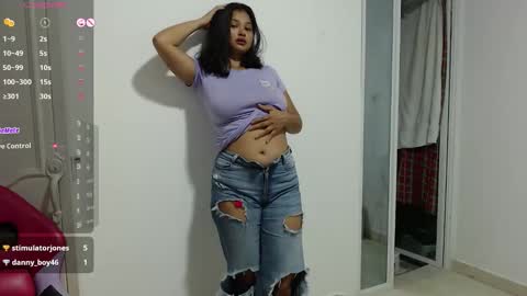 Snapshot of miss_ly_ chatting on 14, 10, 2025 ly independent model online show from 14, 10, 2025