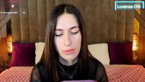   online show from 17, 4, 2026