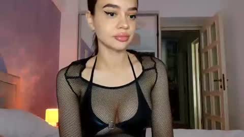 Snapshot of miss_medyson chatting on 19, 6, 2026 miss_medyson online show from 19, 6, 2026