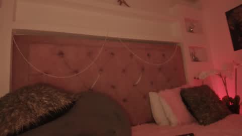 Melissa   online show from 20, 2, 2025