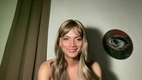 Snapshot of miss_sapharinaxxx chatting on 30, 7, 2026 Miss SAPHA online show from 30, 7, 2026