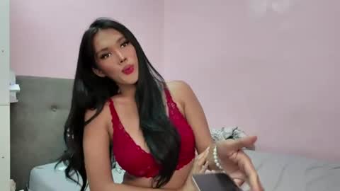 Scarlet Slut online show from 1, 7, 2026