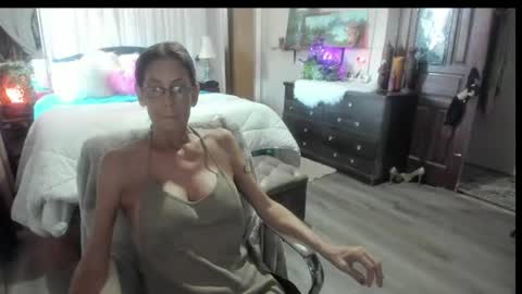 Trixie007 online show from 17, 7, 2026