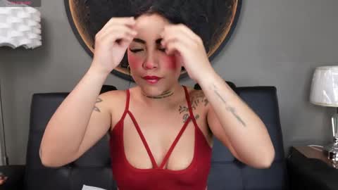 Vaiolette online show from 25, 4, 2026