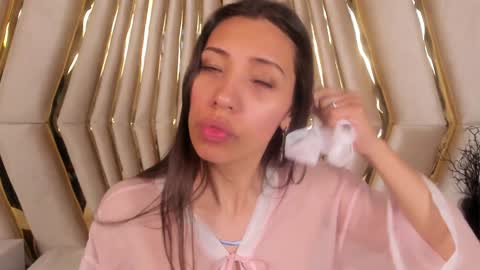 Veronica summer  7AM to 1500 PM hour GMT-5 online show from 2, 1, 2025