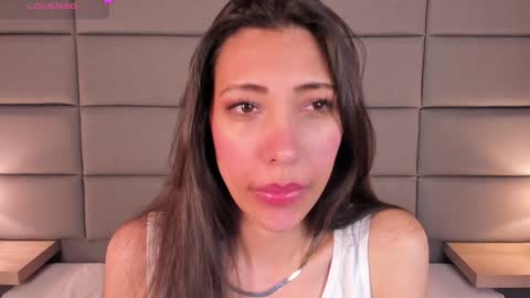 Veronica summer  7AM to 1500 PM hour GMT-5 online show from 3, 1, 2025