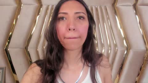 Veronica summer  7AM to 1500 PM hour GMT-5 online show from 6, 1, 2025