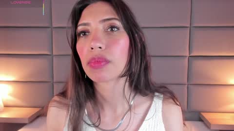 Veronica summer  7AM to 1500 PM hour GMT-5 online show from 30, 1, 2025