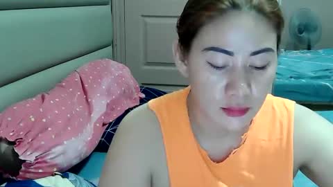 HOT MOMMY ZEPHYR online show from 21, 4, 2026