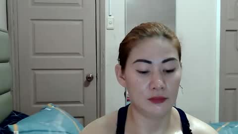 HOT MOMMY ZEPHYR online show from 23, 4, 2026