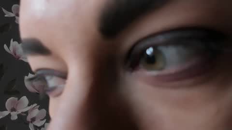 Snapshot of missadelex chatting on 11, 10, 2025 Eva online show from 11, 10, 2025