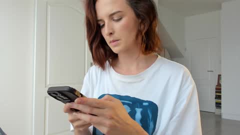 Snapshot of missalexthorn chatting on 17, 3, 2026 Alexandra Thorn online show from 17, 3, 2026