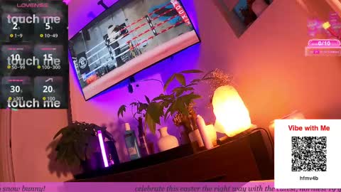 Snapshot of missalittlemasochist chatting on 6, 4, 2026 prettylittlenympho online show from 6, 4, 2026