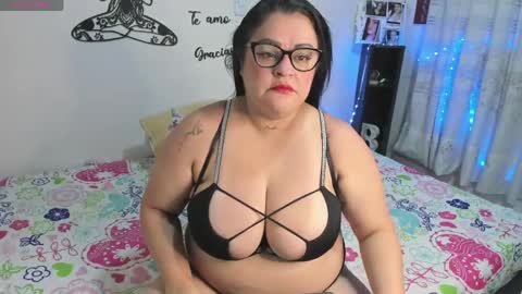 BARBARA follow me instagran missbarbieho  online show from 23, 4, 2026