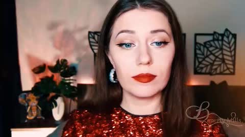 Snapshot of missbeverlymills chatting on 23, 2, 2025 The divine Beverly online show from 23, 2, 2025