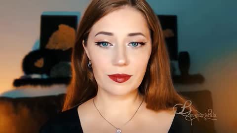 Snapshot of missbeverlymills chatting on 29, 9, 2025 The divine Beverly online show from 29, 9, 2025