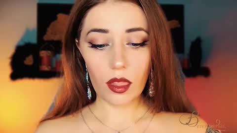 Snapshot of missbeverlymills chatting on 10, 11, 2025 The divine Beverly online show from 10, 11, 2025