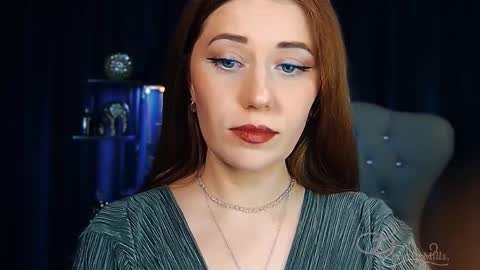 The divine Beverly online show from 4, 4, 2026