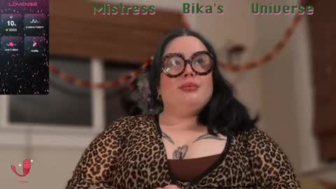 Miss Bika online show from 15, 2, 2025