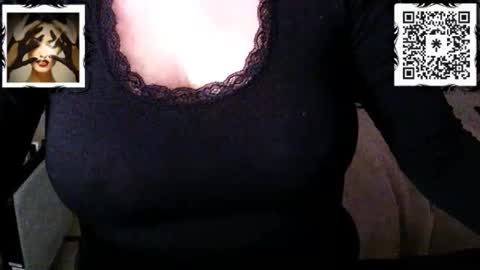 Snapshot of missbiny chatting on 31, 5, 2026 Avamlash online show from 31, 5, 2026