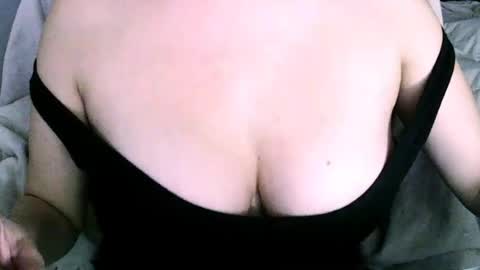 Snapshot of missbiny chatting on 11, 6, 2026 Avamlash online show from 11, 6, 2026