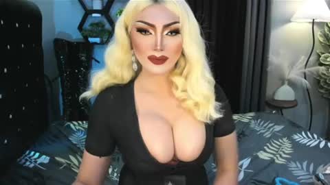 Snapshot of misschannel4sub chatting on 18, 6, 2026 PRIESTESS CHANNEL online show from 18, 6, 2026