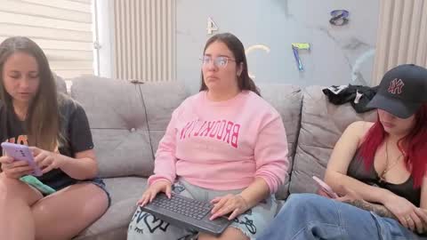 misscheelsee_as online show from 28, 4, 2026