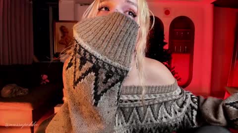 Chloe freelance model Please your thumbs up are important  online show from 13, 12, 2024