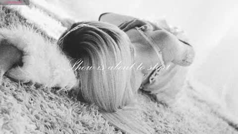 Chloe freelance model Please your thumbs up are important  online show from 24, 11, 2025