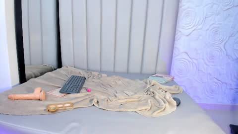 Snapshot of missdolllive chatting on 28, 7, 2026 Dolly online show from 28, 7, 2026