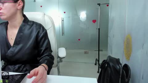 Snapshot of missdominna chatting on 19, 1, 2026 Miss Domina online show from 19, 1, 2026