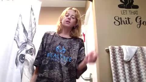 MissEeva online show from 16, 9, 2025