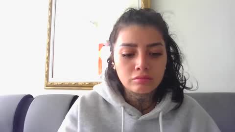 Snapshot of misselii chatting on 28, 1, 2025 melodie online show from 28, 1, 2025