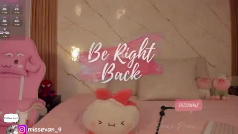 Sami Evan online show from 5, 11, 2025