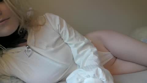 missflood online show from 12, 3, 2026