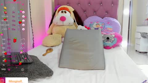 Snapshot of missgissel chatting on 28, 1, 2025 Gisell Gigi online show from 28, 1, 2025