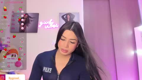 Snapshot of missgissel chatting on 27, 2, 2025 Gisell Gigi online show from 27, 2, 2025