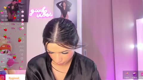 Snapshot of missgissel chatting on 27, 2, 2025 Gisell Gigi online show from 27, 2, 2025