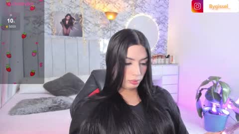 Snapshot of missgissel chatting on 26, 11, 2025 Gisell Gigi online show from 26, 11, 2025