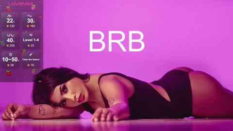 Snapshot of missgissel chatting on 13, 12, 2025 Gisell Gigi online show from 13, 12, 2025